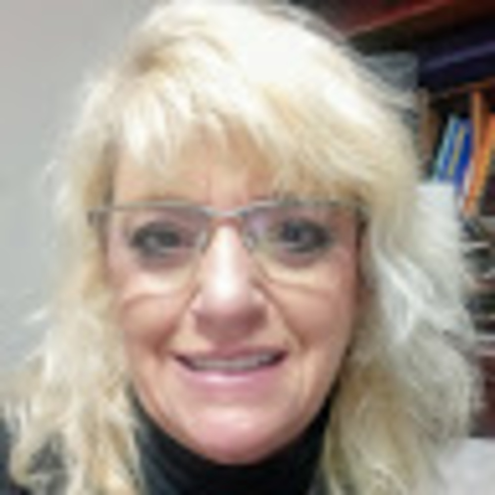 Meet your Posher, Brooke